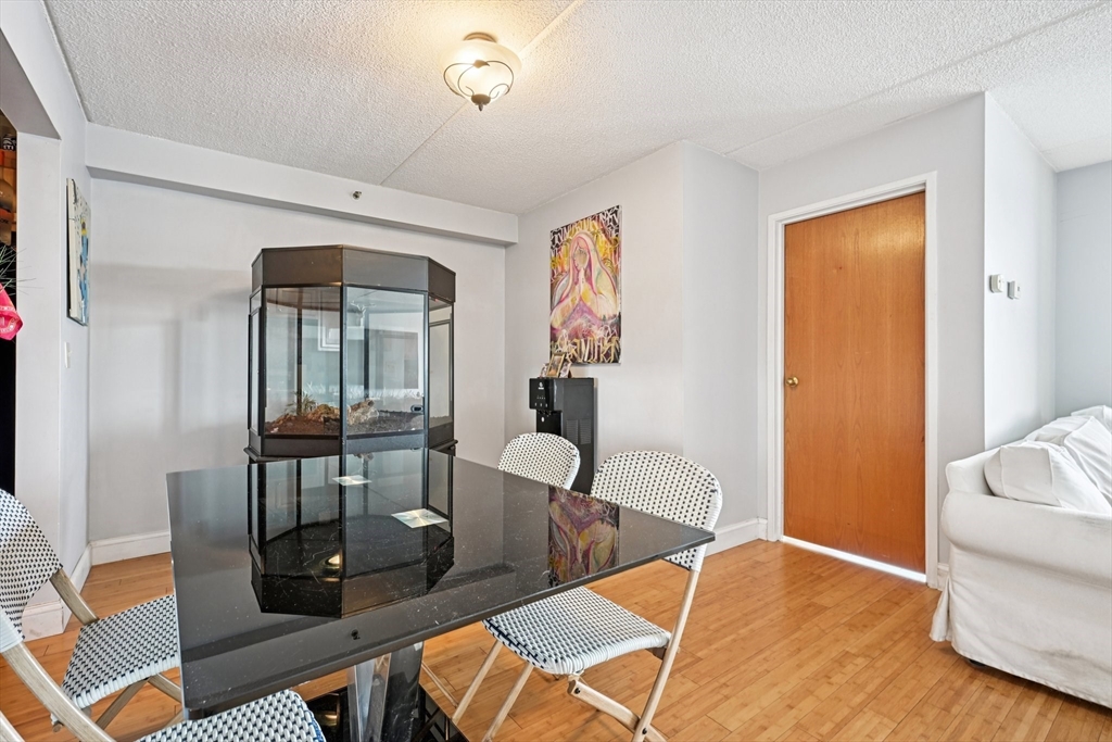200 Cove Way # 1004