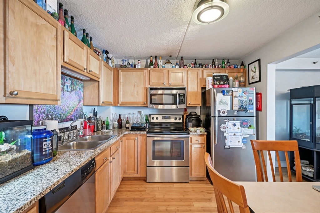 200 Cove Way # 1004