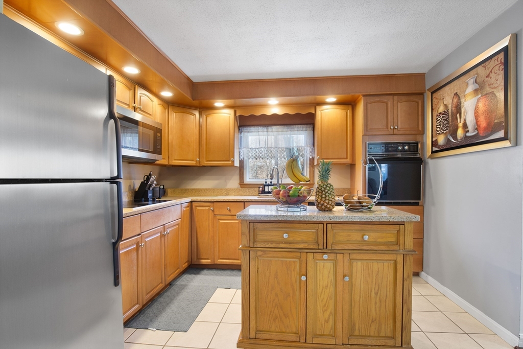 277 Southfield Dr