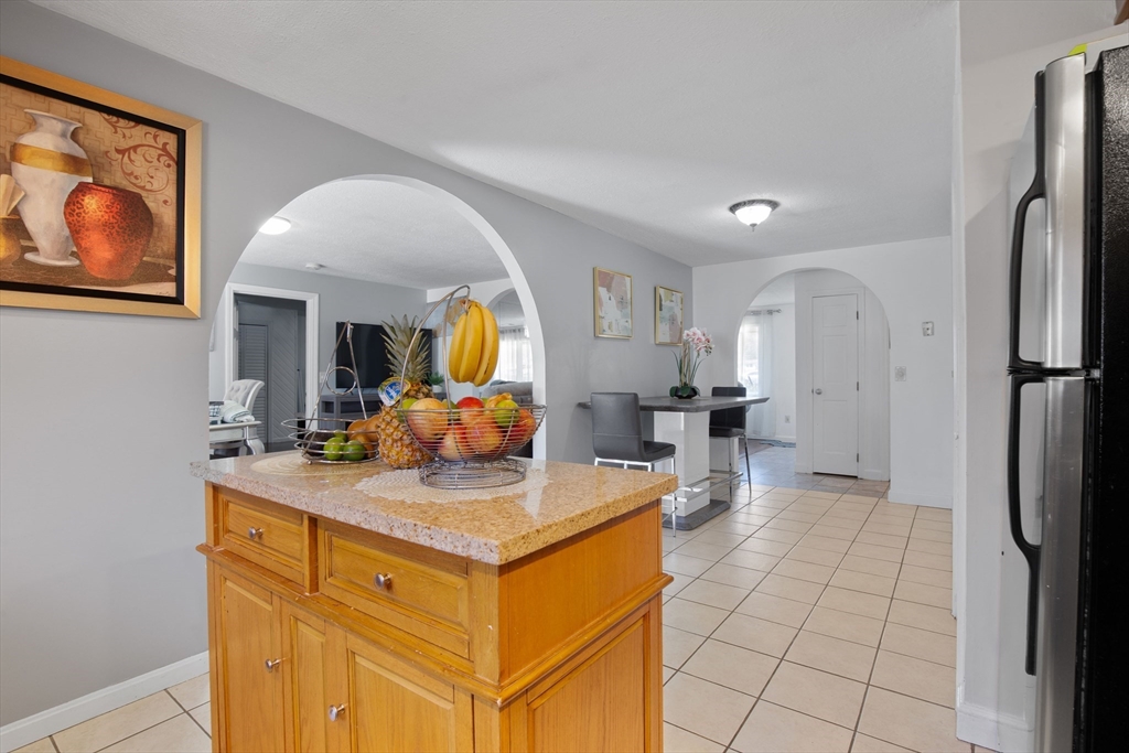 277 Southfield Dr