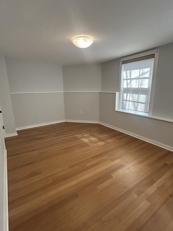 10 Linwood St # 1