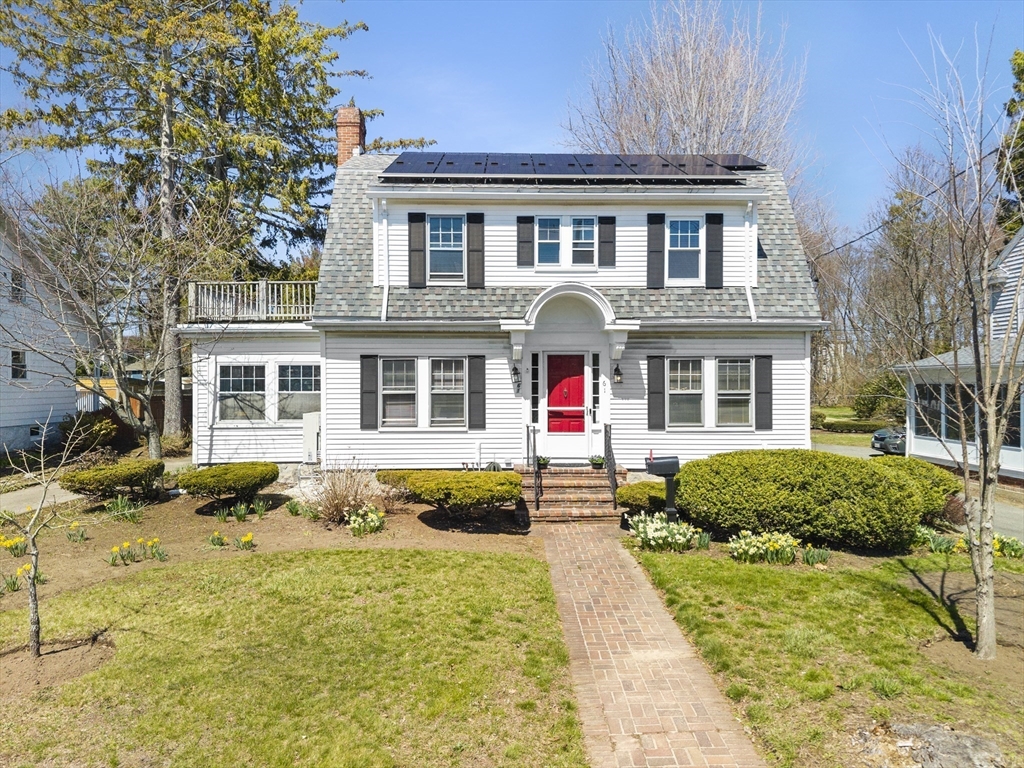 61 Oak Street