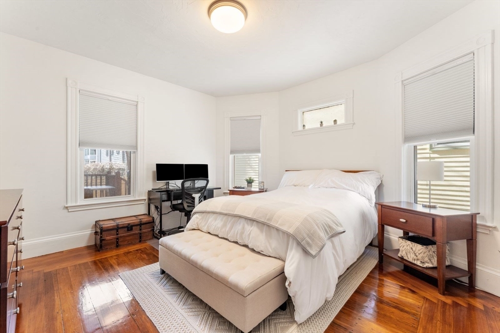 71 Romsey St # 1