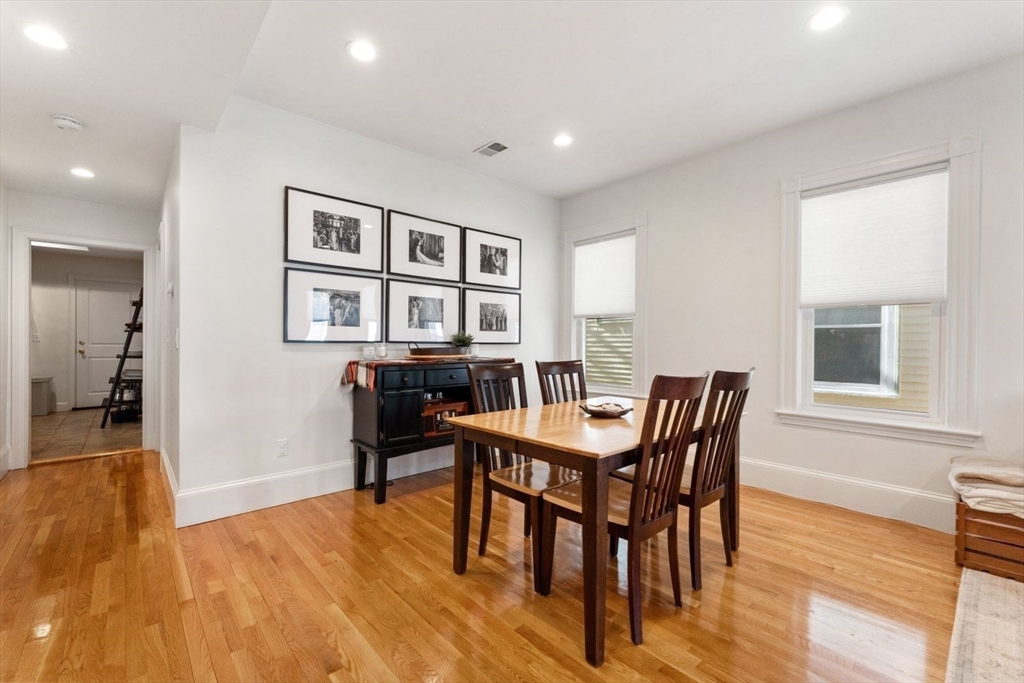 71 Romsey St # 1