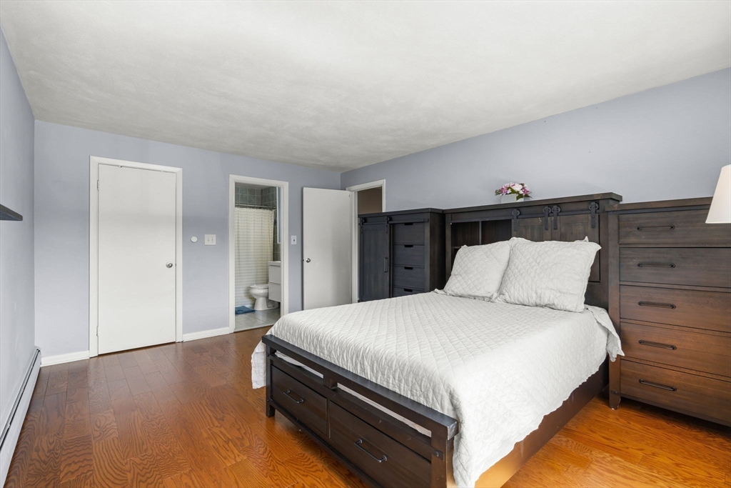 32 Whites Ave # E441