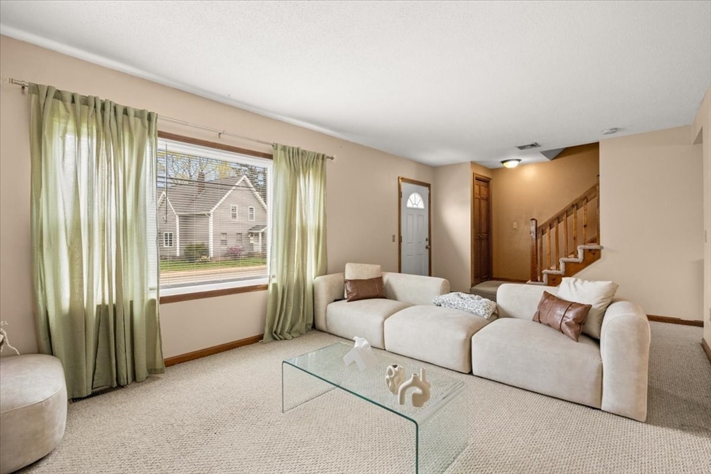 15 Hart St