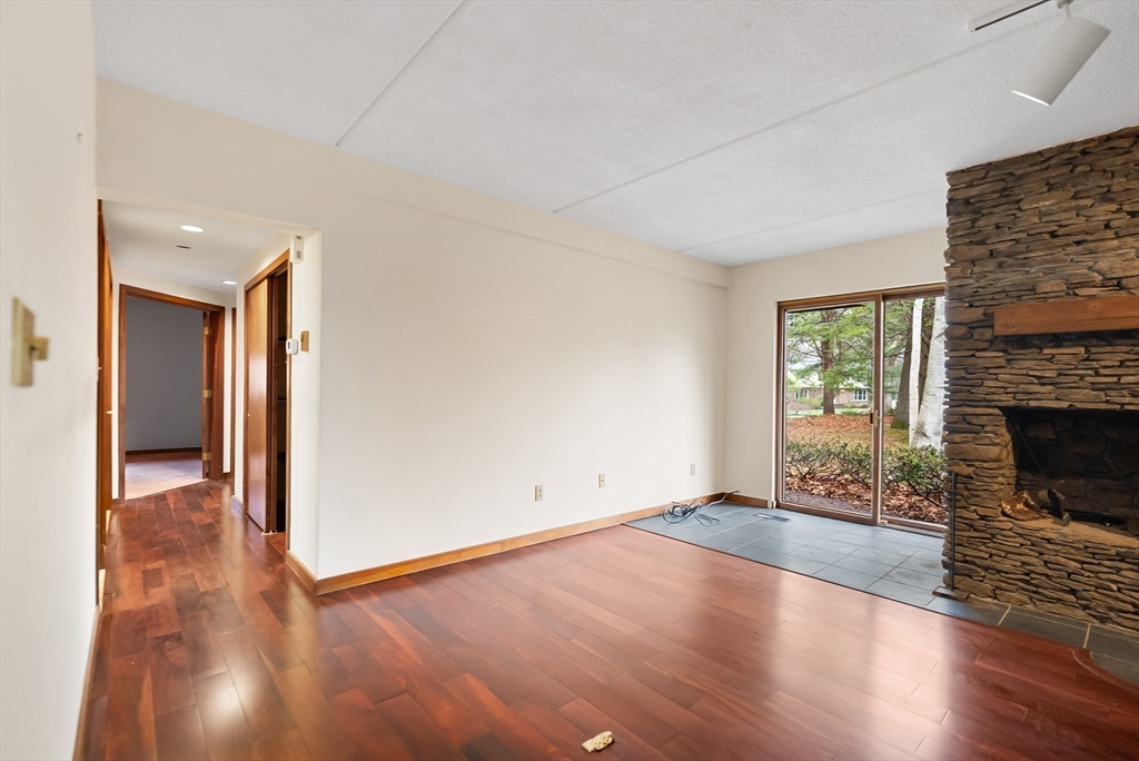 20 Berry Cir