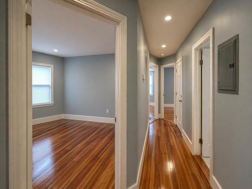9 Nightingale St # 2