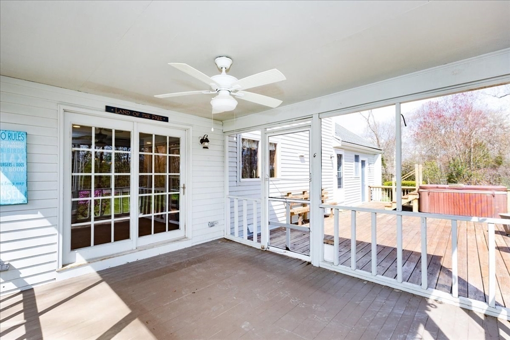 25 Aspen Dr