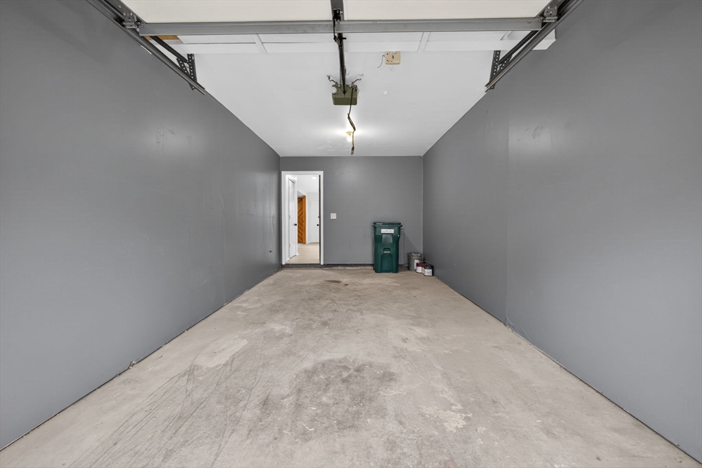 60 Laurelwood # 3 Unit: 32-3