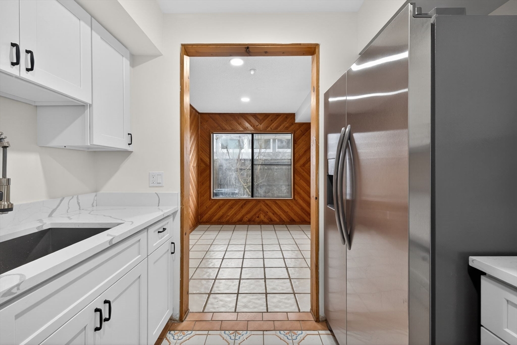 60 Laurelwood # 3 Unit: 32-3