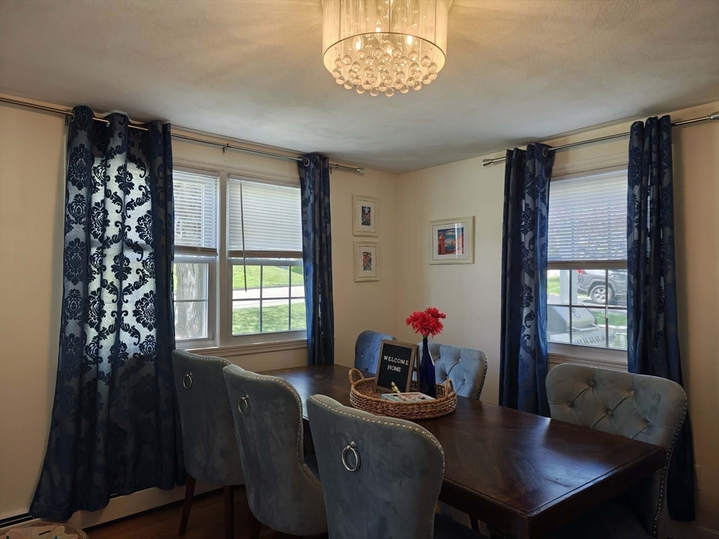 25 Manor Rd