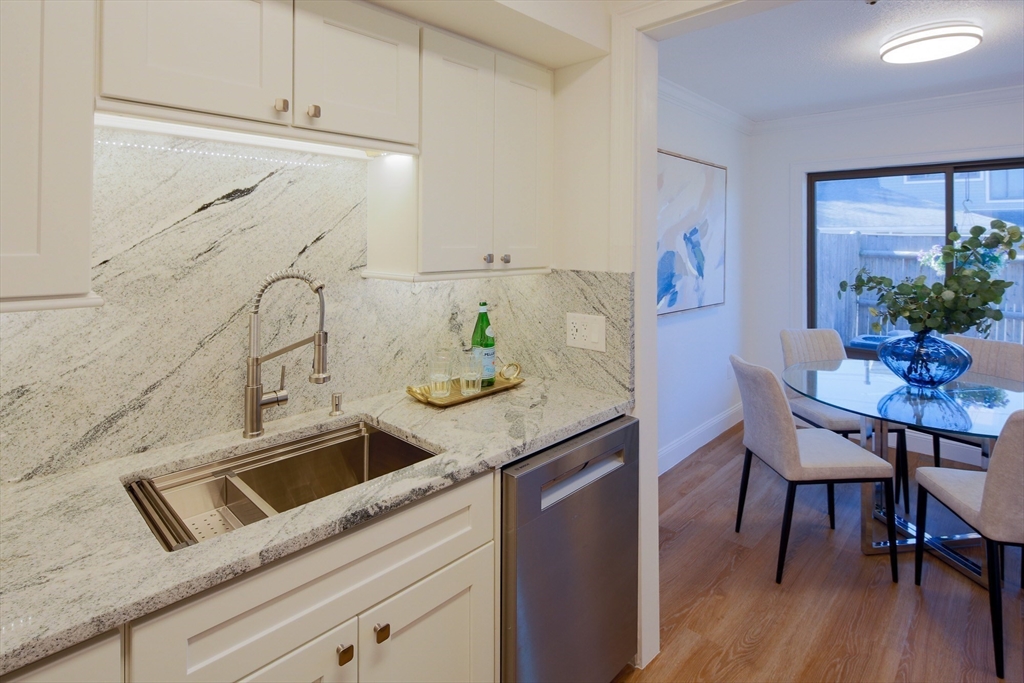 11 Rosewood Drive # 11