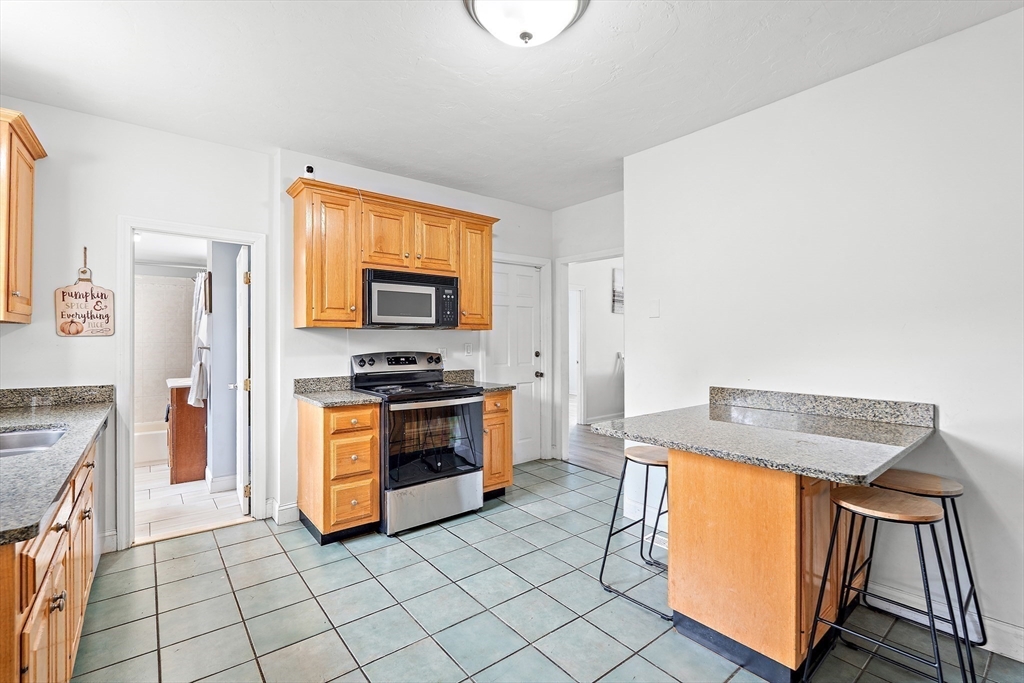 55 Cushing Ave
