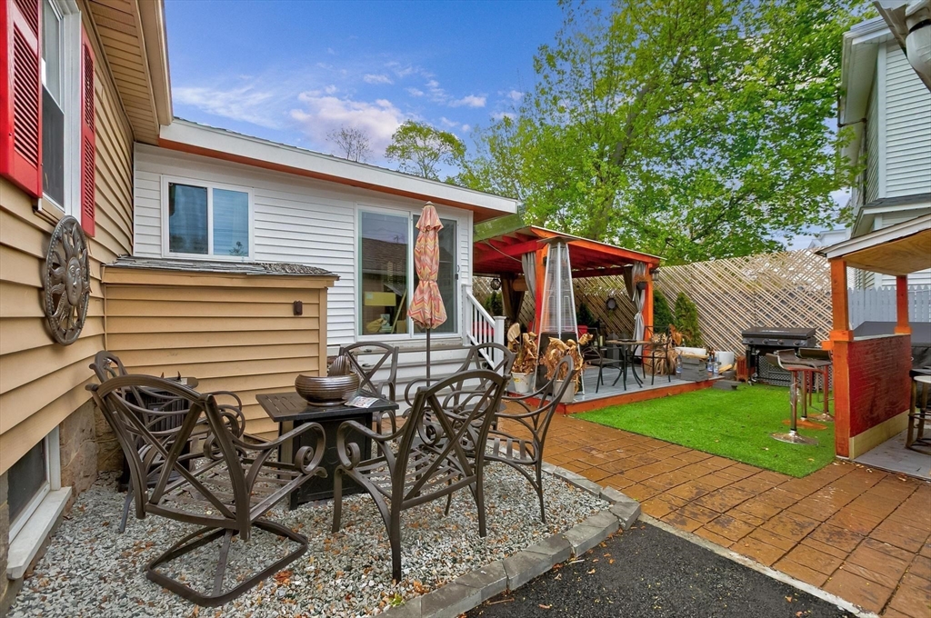 102 Thurber Avenue