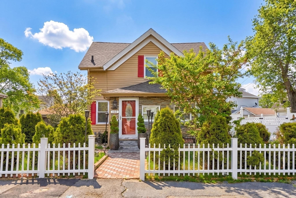 102 Thurber Avenue