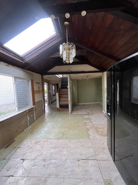 67 Delano St