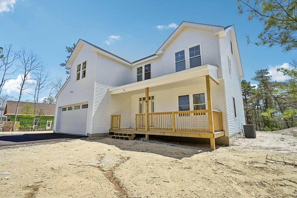 33 Seabiscuit Dr