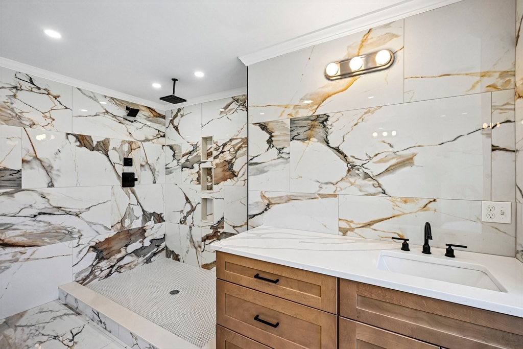 33 Seabiscuit Dr