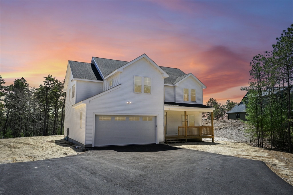 33 Seabiscuit Dr