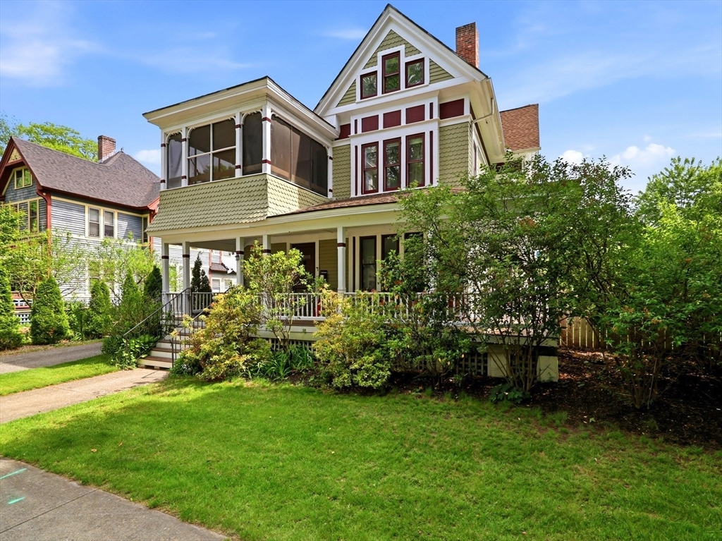151 Bowdoin St