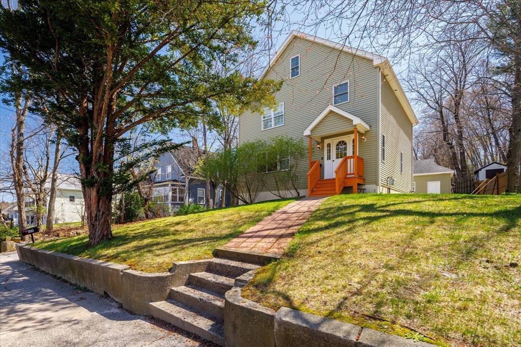 608 Church St