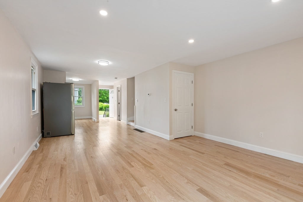 53 Colonel Bell Dr # 53