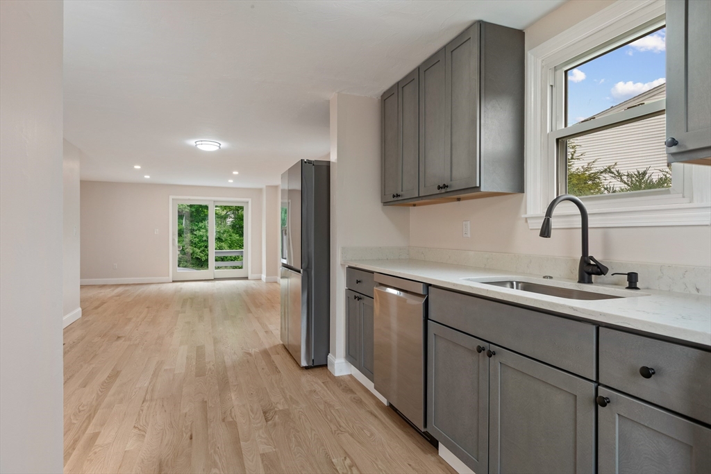 53 Colonel Bell Dr # 53