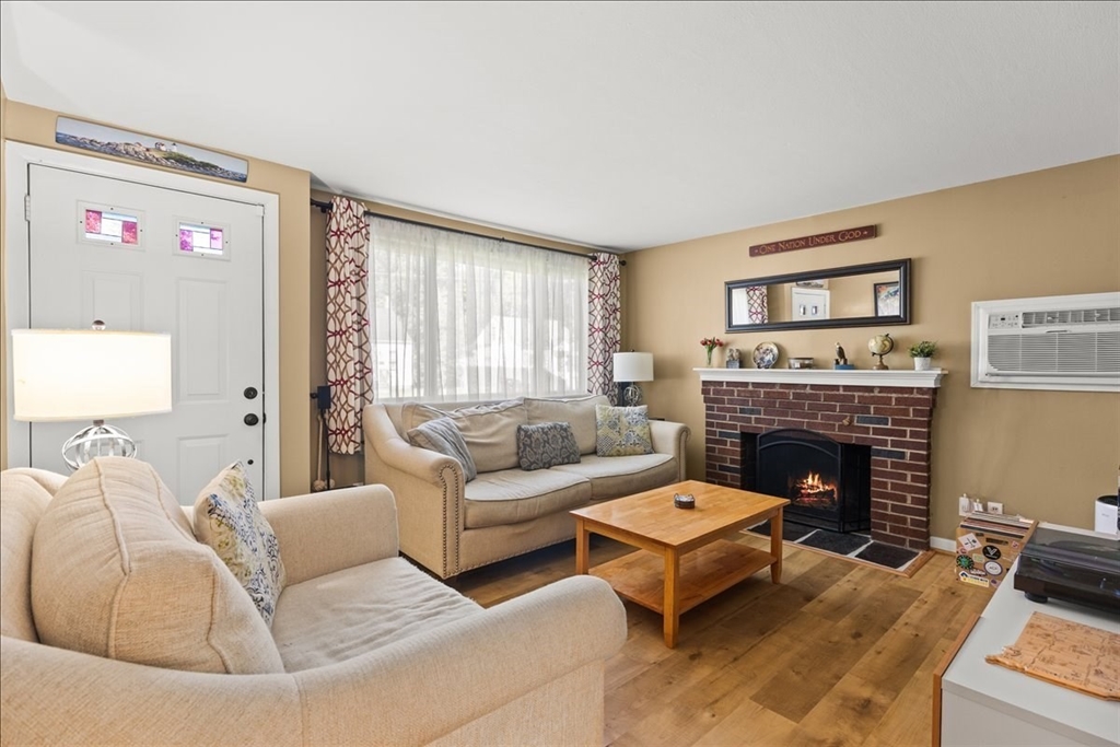55 Coral St
