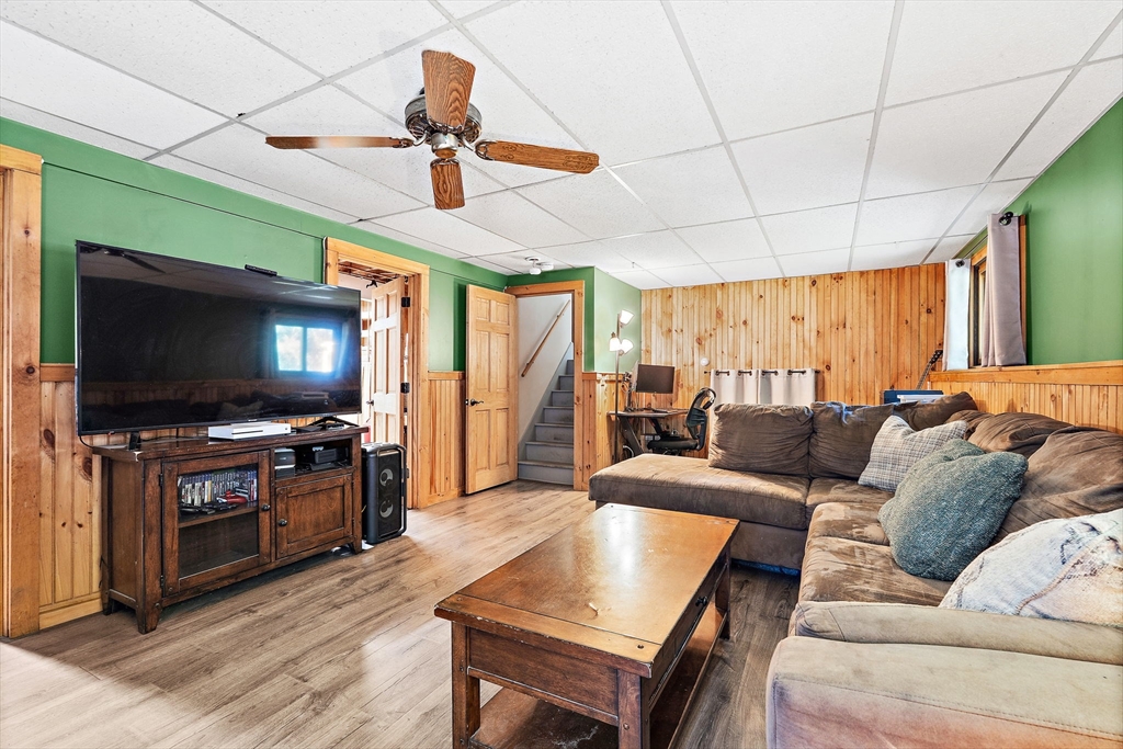 90 Oakmont Ave