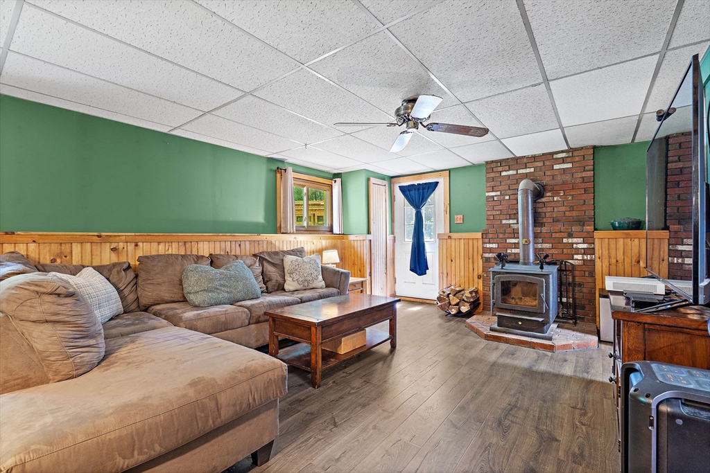 90 Oakmont Ave