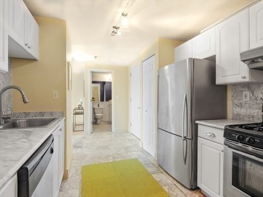 15 N Beacon St # 1004
