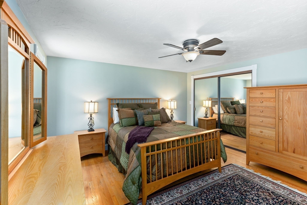 15 Pond View Cir