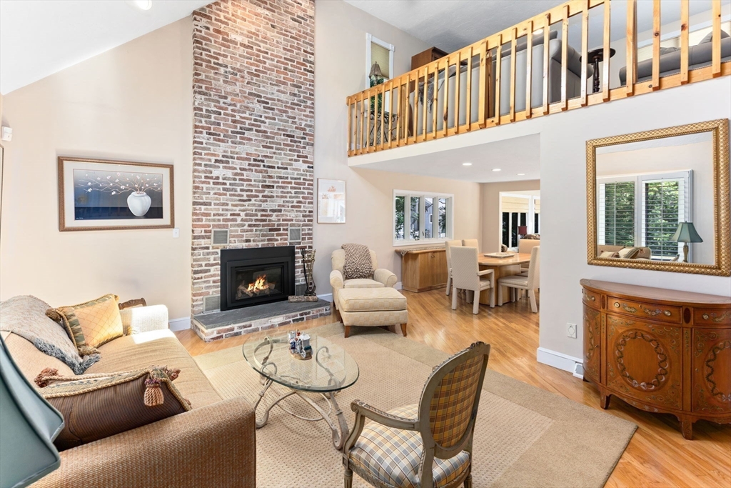 15 Pond View Cir