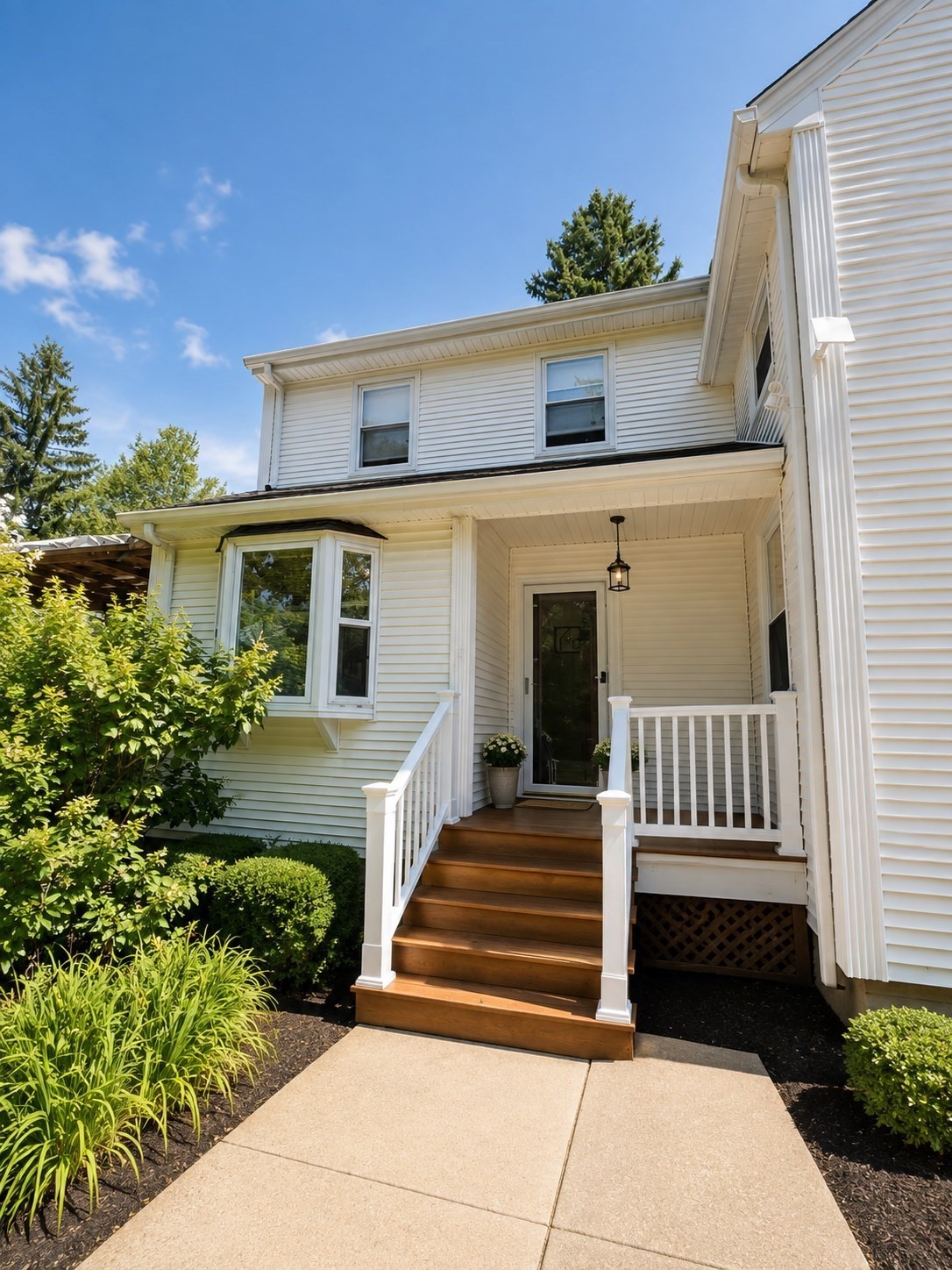 330 Newman Ave
