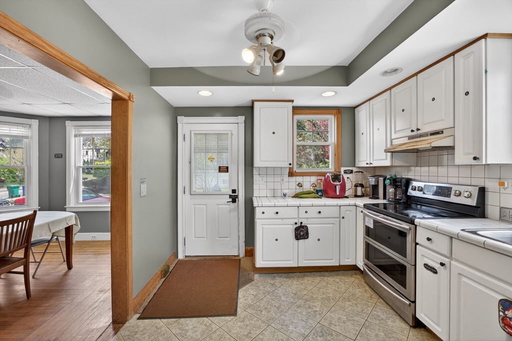 10-12 Olive St