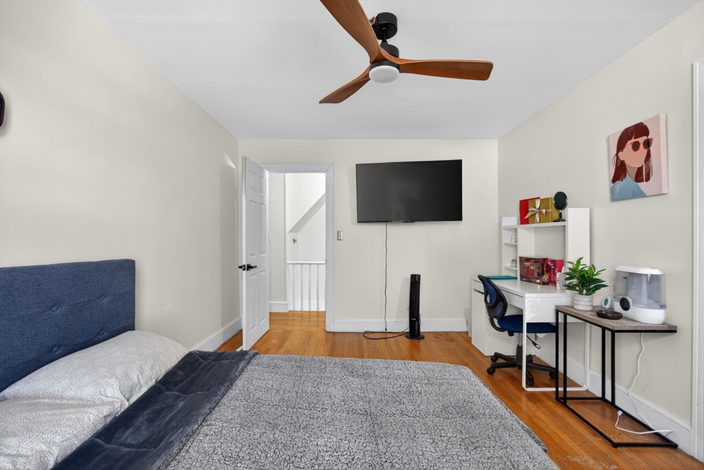 10-12 Olive St