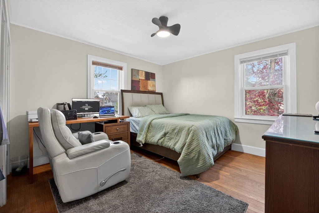 10-12 Olive St