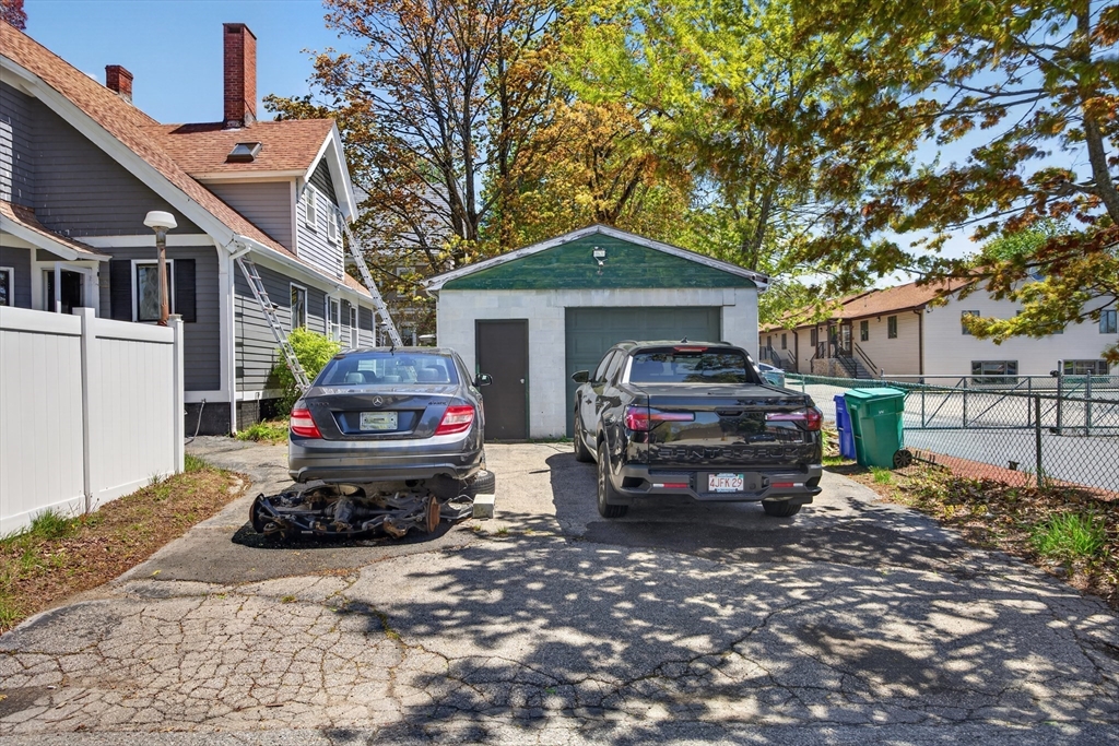 10-12 Olive St