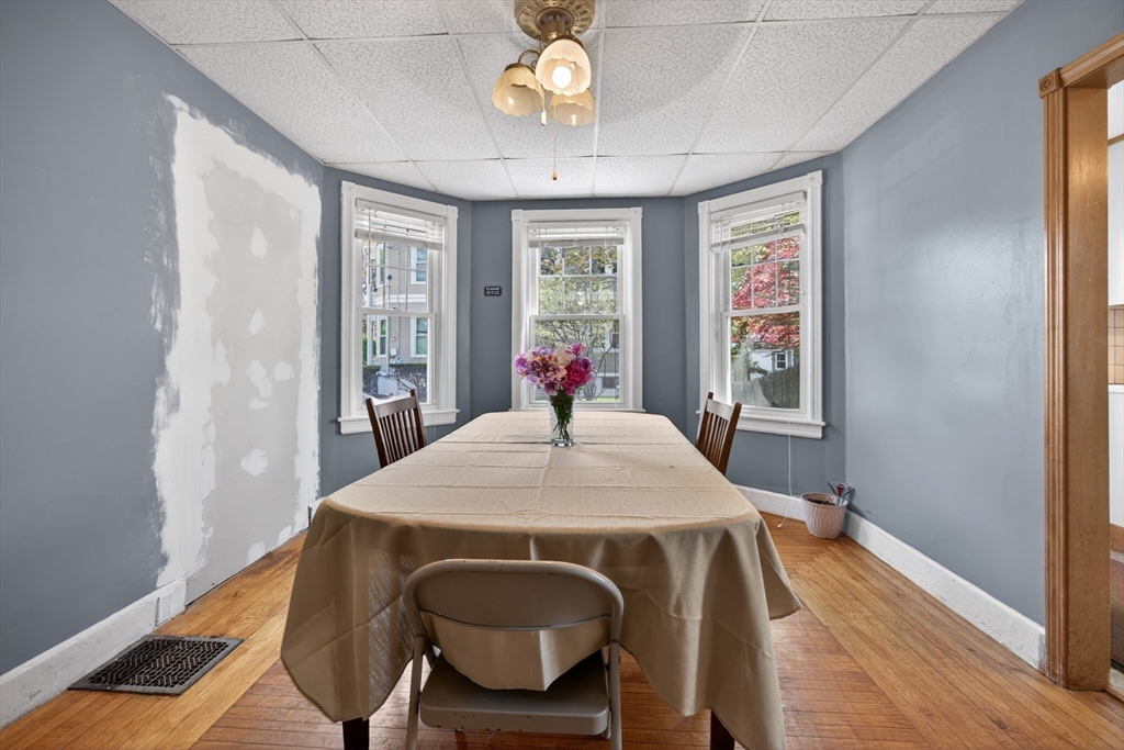 10-12 Olive St