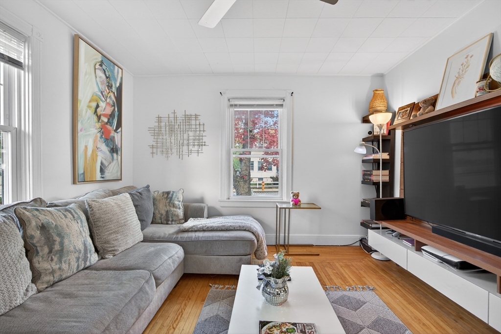 10-12 Olive St