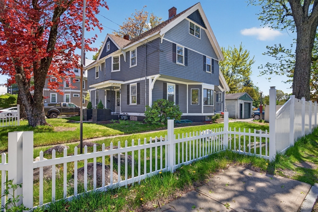 10-12 Olive St