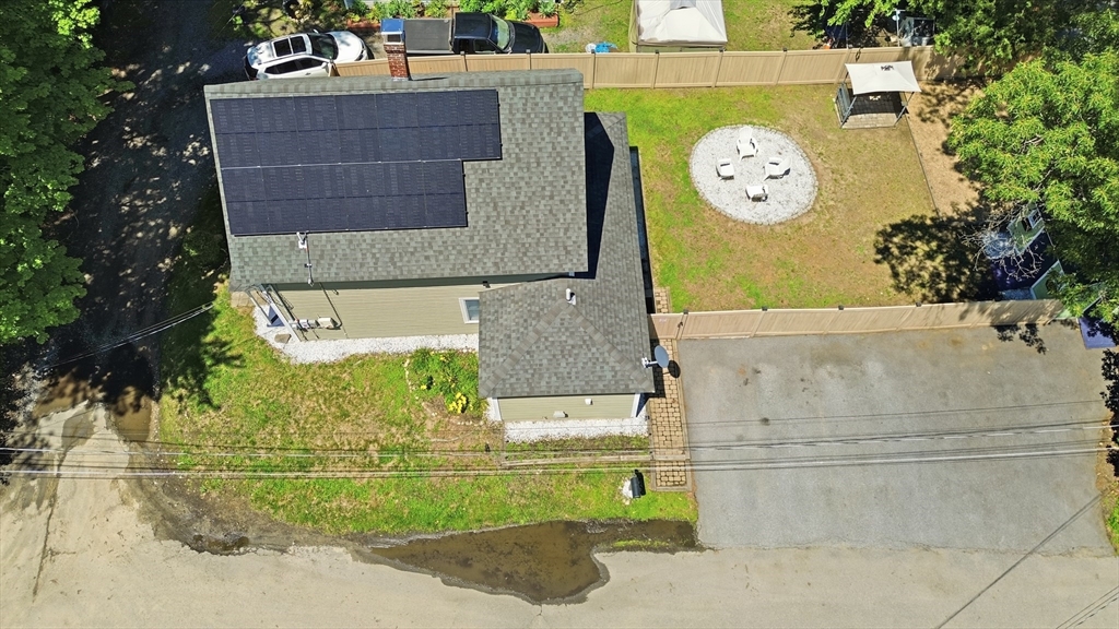 4 Dwight St