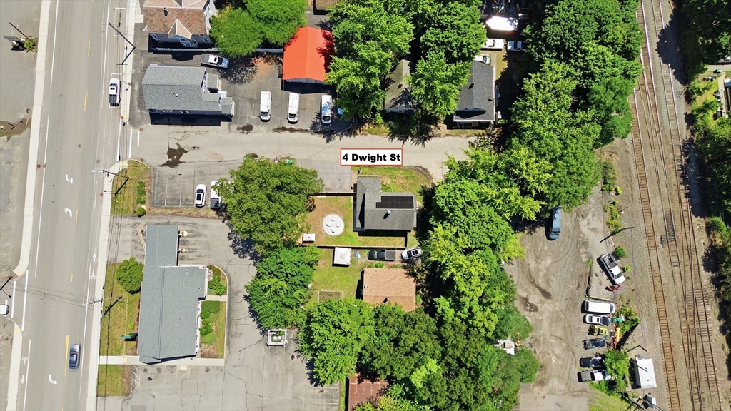 4 Dwight St