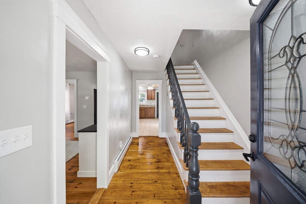 4 Dwight St