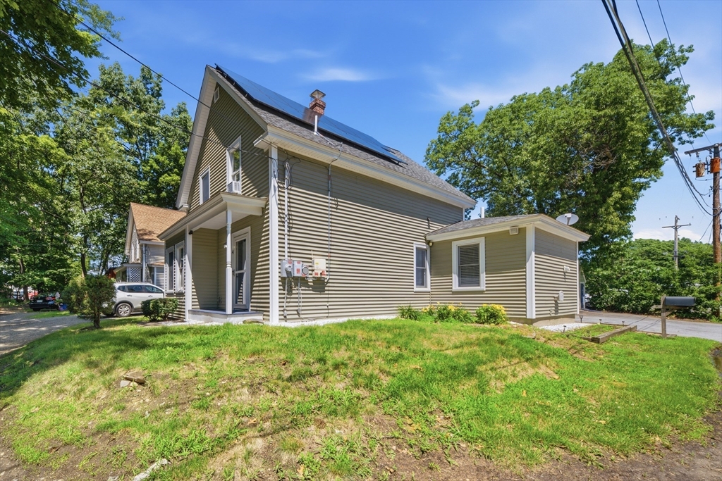 4 Dwight St