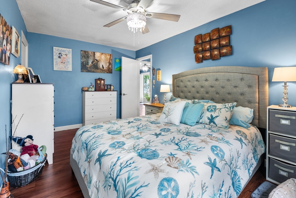 75 Outer Dr # 75