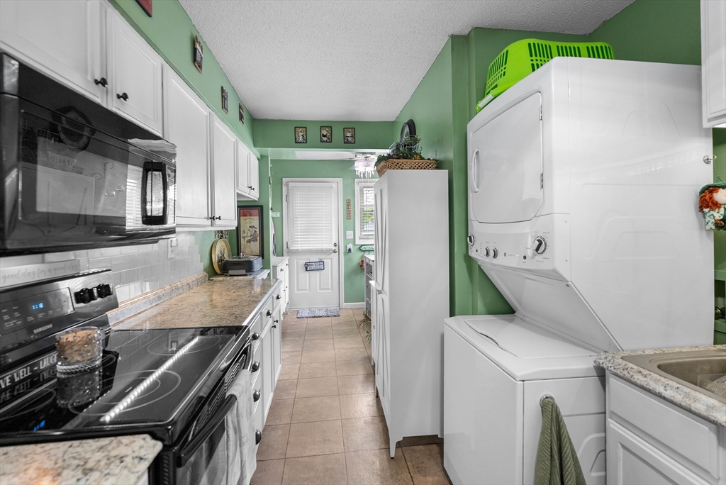 75 Outer Dr # 75
