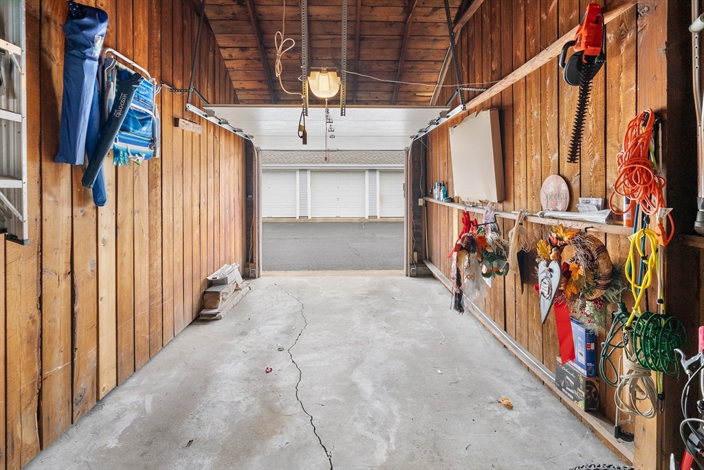 75 Outer Dr # 75