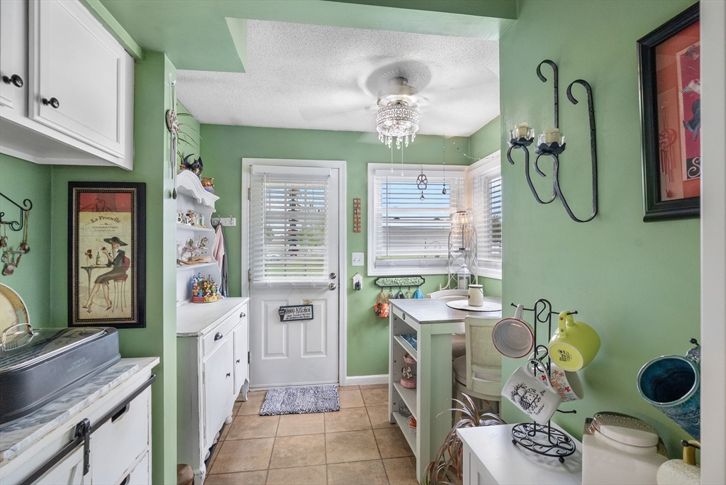 75 Outer Dr # 75